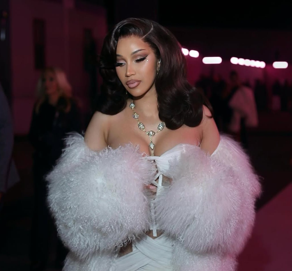 Global Superstar Cardi B, Releases Highly Anticipated New Single “OUTSIDE”